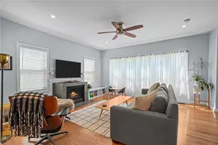 22 Taft Ave, Providence, RI 02906 - Photo 5