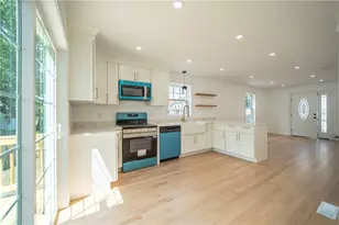 9 Morgan St, Providence, RI 02907 - Photo 3