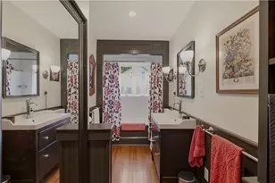 15 Dennison St, Newport, RI 02840 - Photo 35
