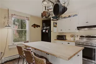 15 Dennison St, Newport, RI 02840 - Photo 21