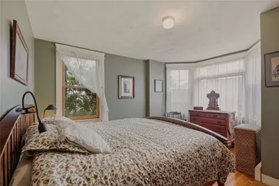 15 Dennison Street, Newport, RI 02840 - Photo 29