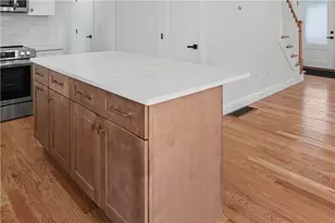 18 Tacoma St, Cranston, RI 02920 - Photo 3