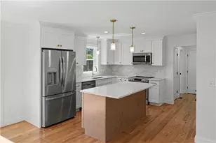 18 Tacoma St, Cranston, RI 02920 - Photo 5