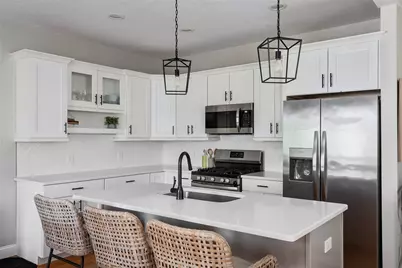 601 Hunting Hill Drive, Cumberland, RI 02864 - Photo 9