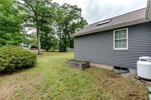 11 Maplecrest Dr, Smithfield, RI 02828 - Photo 43