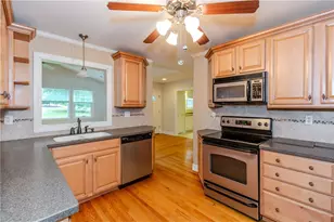 11 Maplecrest Dr, Smithfield, RI 02828 - Photo 17
