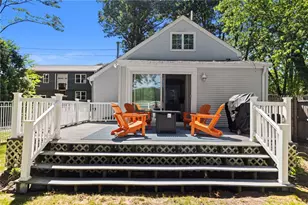 11 N Shore St, Warwick, RI 02889 - Photo 29