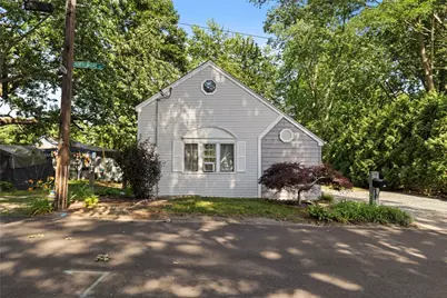 11 N Shore Street, Warwick, RI 02889 - Photo 3