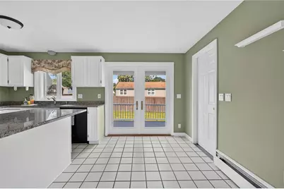 21 Sefton Drive, Bristol, RI 02809 - Photo 9