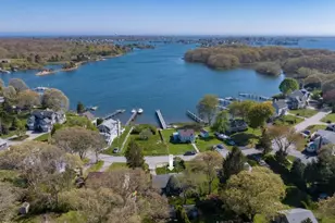 43 Flintstone Rd, Narragansett, RI 02882 - Photo 1