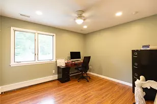 20 Lincoln Dr, North Smithfield, RI 02896 - Photo 9