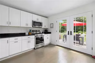 48 Foddering Farm Rd, Narragansett, RI 02882 - Photo 7