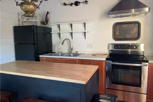 36 Windsor St, Jamestown, RI 02835 - Photo 19