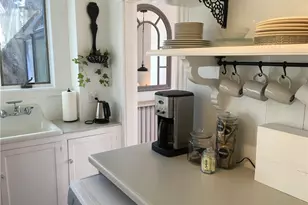 36 Windsor St, Jamestown, RI 02835 - Photo 13