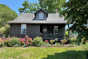 36 Windsor St, Jamestown, RI 02835 - Photo 37