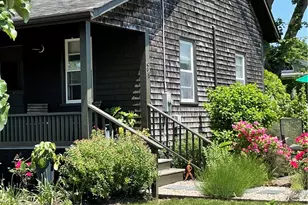 36 Windsor St, Jamestown, RI 02835 - Photo 3