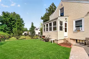 121 Central Ave, Johnston, RI 02919 - Photo 15