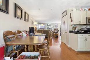 45 Lonsdale St, West Warwick, RI 02893 - Photo 5
