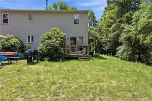 45 Lonsdale St, West Warwick, RI 02893 - Photo 27