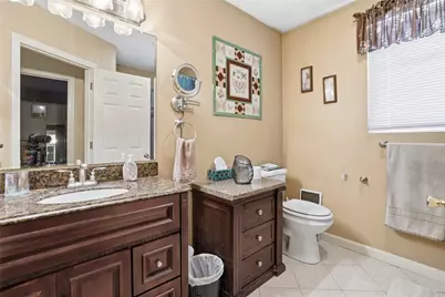 45 Lonsdale Street, West Warwick, RI 02893 - Photo 9