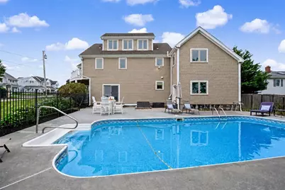 20 Roxbury Road, Narragansett, RI 02882 - Photo 7