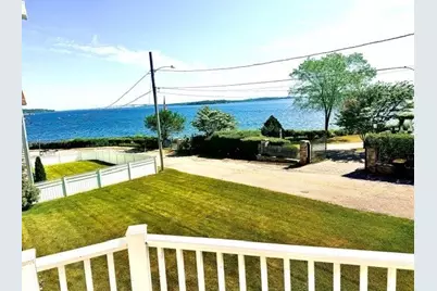20 Roxbury Road, Narragansett, RI 02882 - Photo 21