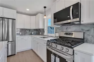 10 Anthony Ave, Providence, RI 02907 - Photo 3