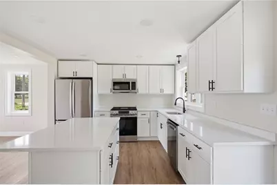 533 Scituate Avenue, Cranston, RI 02921 - Photo 9