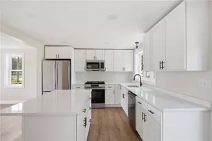 533 Scituate Ave, Cranston, RI 02921 - Photo 9