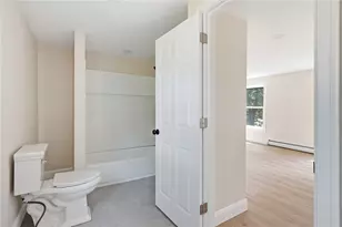 533 Scituate Ave, Cranston, RI 02921 - Photo 27