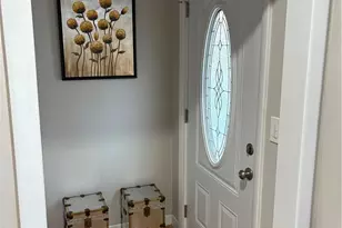 29 Dakota St, Providence, RI 02904 - Photo 5