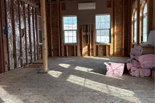 29 Dakota St, Providence, RI 02904 - Photo 17