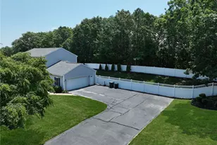 10 Kiley Way, Coventry, RI 02816 - Photo 3
