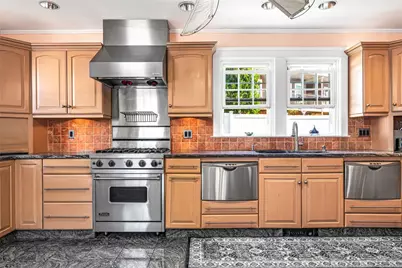 8 Rushton Drive, Cranston, RI 02905 - Photo 19