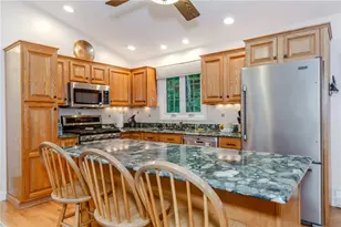 27 Forestwood Dr, Smithfield, RI 02917 - Photo 15