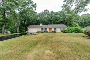 27 Forestwood Dr, Smithfield, RI 02917 - Photo 3