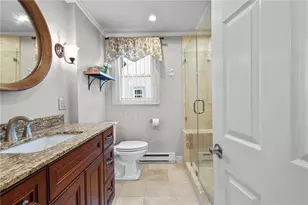 1958 Cranston St, Cranston, RI 02920 - Photo 19