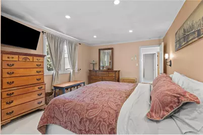 1958 Cranston Street, Cranston, RI 02920 - Photo 17