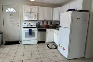 28 Bridge St, West Warwick, RI 02893 - Photo 23