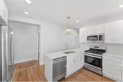 113 Warwick Road, Pawtucket, RI 02861 - Photo 9