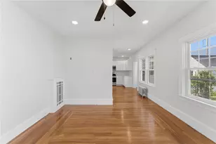 113 Warwick Rd, Pawtucket, RI 02861 - Photo 11