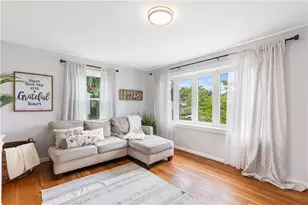 14 Primrose Dr, East Providence, RI 02915 - Photo 7