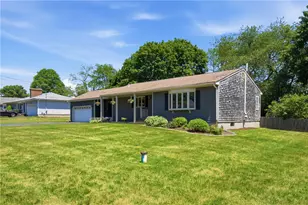69 Roseland Terrace, Tiverton, RI 02878 - Photo 3