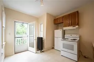 10 Hendricks St, South Kingstown, RI 02879 - Photo 3