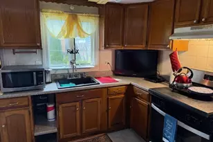 77 Huron St, Warwick, RI 02889 - Photo 3