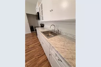 71 Hamlet Avenue #1R, Woonsocket, RI 02895 - Photo 5