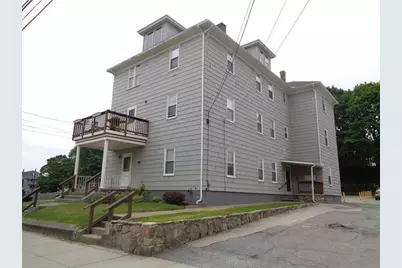 71 Hamlet Avenue #1R, Woonsocket, RI 02895 - Photo 1