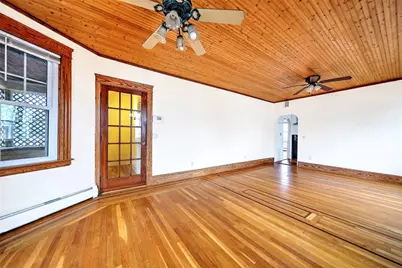 50 Biltmore Avenue, Providence, RI 02908 - Photo 9