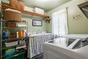 30 Loring Rd, Bristol, RI 02809 - Photo 21