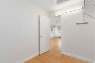 220 Island Dr, Middletown, RI 02842 - Photo 23
